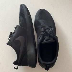 Nike Roshe One 'Black Anthracite' 511882-096